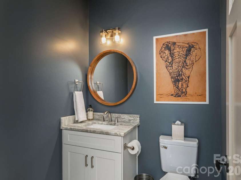 40 Hidden Pond Lane, Brevard, NC 28712.  MLS# CAR4355096, YatesRealty ID 7664. Guest bathroom