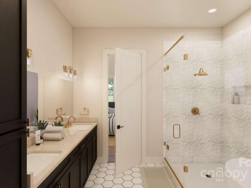 2910a Williams Road, Matthews, NC 28105.  MLS# CAR4227388, YatesRealty ID 7666. 