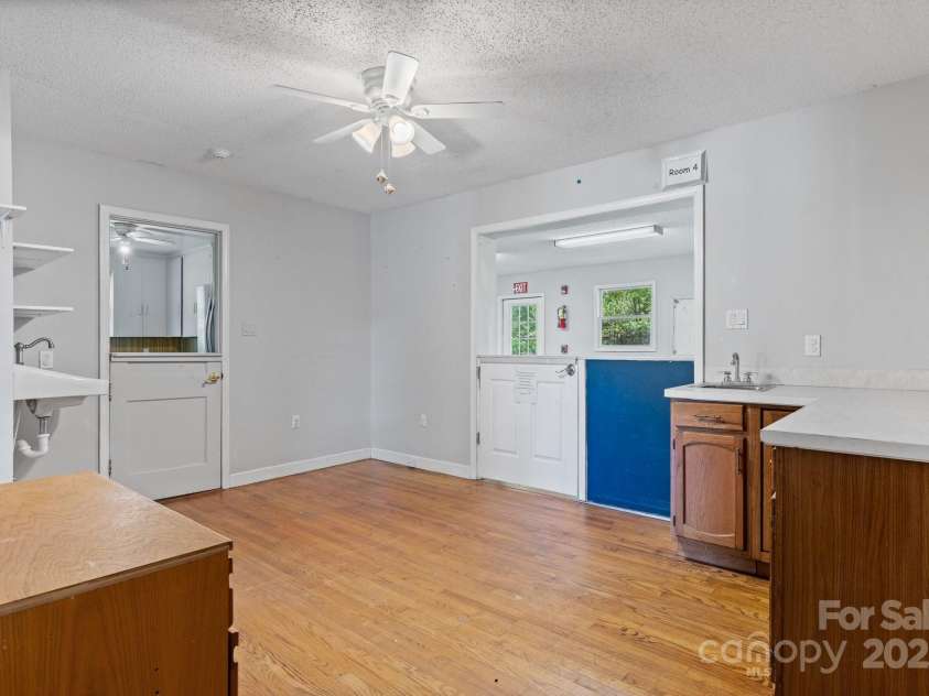 536 Hartness Road, Statesville, NC 28677.  MLS# CAR4249426, YatesRealty ID 7668. 