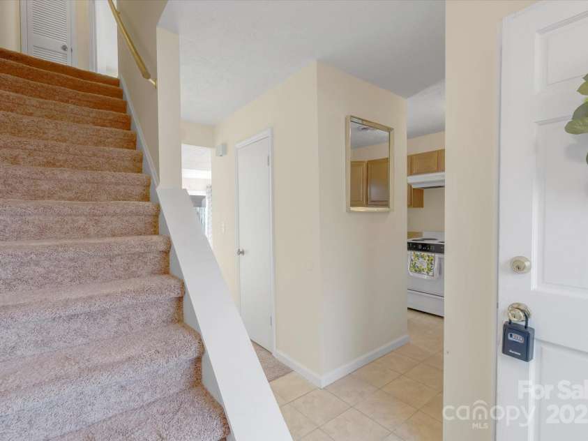 104 Southway Garden Road, Arden, NC 28704.  MLS# CAR4210833, YatesRealty ID 7669. 