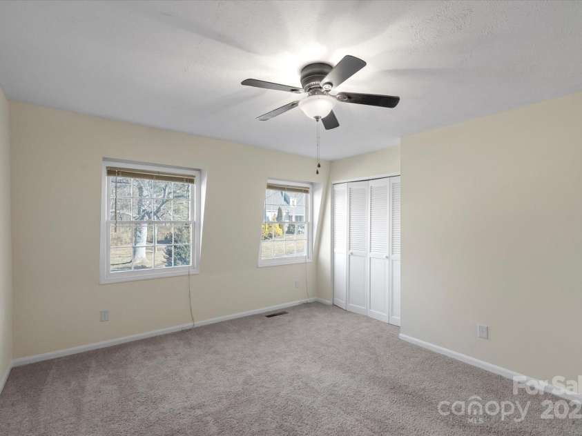 104 Southway Garden Road, Arden, NC 28704.  MLS# CAR4210833, YatesRealty ID 7669. Front bedroom