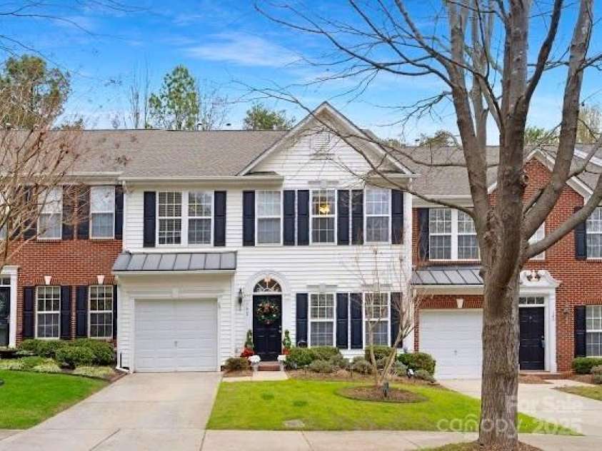 142 Arcadian Way, Mooresville, NC 28117.  MLS# CAR4327818, YatesRealty ID 767. 