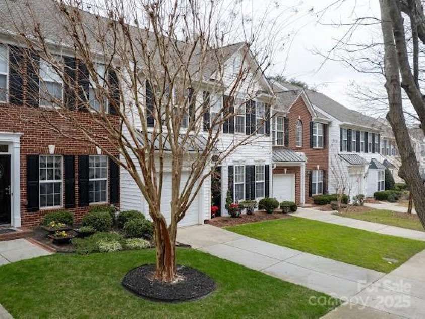 142 Arcadian Way, Mooresville, NC 28117.  MLS# CAR4327818, YatesRealty ID 767. 