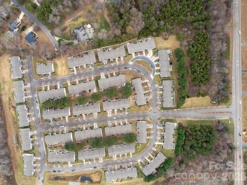 142 Arcadian Way, Mooresville, NC 28117.  MLS# CAR4327818, YatesRealty ID 767. 