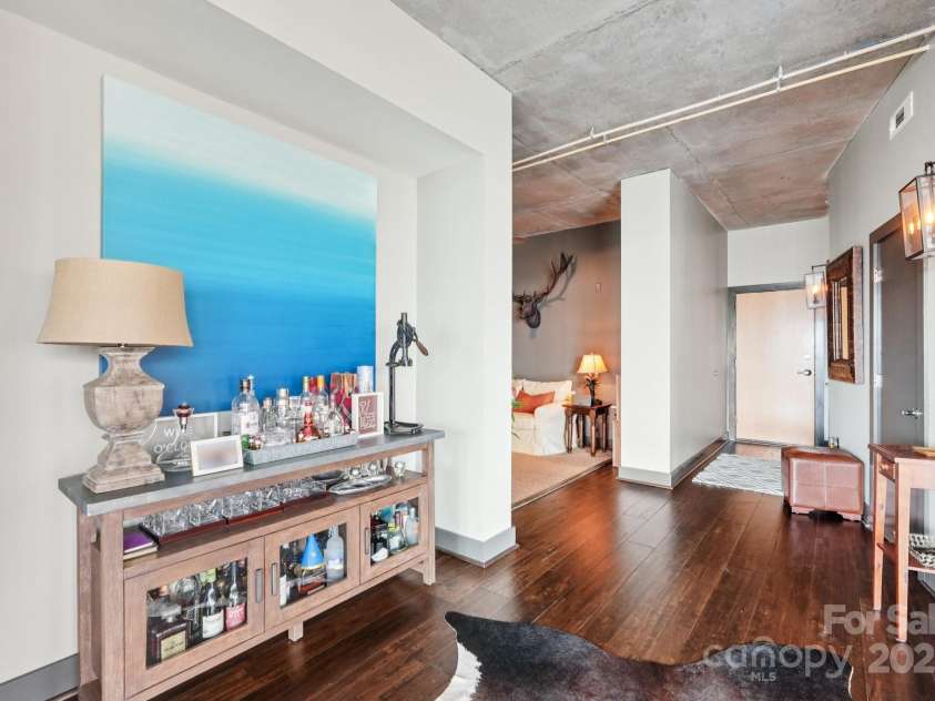 505 6th Street, Charlotte, NC 28202.  MLS# CAR4286320, YatesRealty ID 767. 