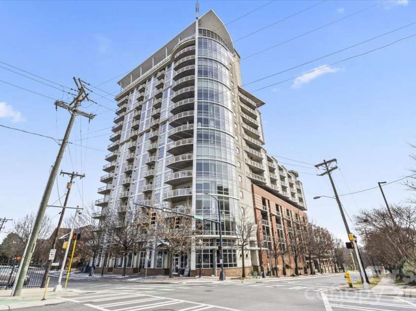 505 6th Street, Charlotte, NC 28202.  MLS# CAR4342509, YatesRealty ID 767. 