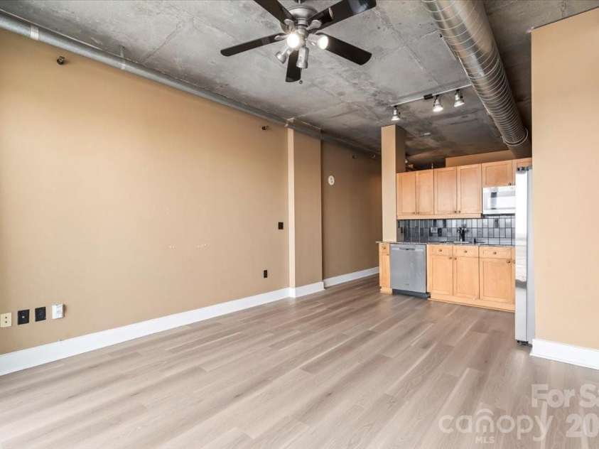 505 6th Street, Charlotte, NC 28202.  MLS# CAR4342509, YatesRealty ID 767. 