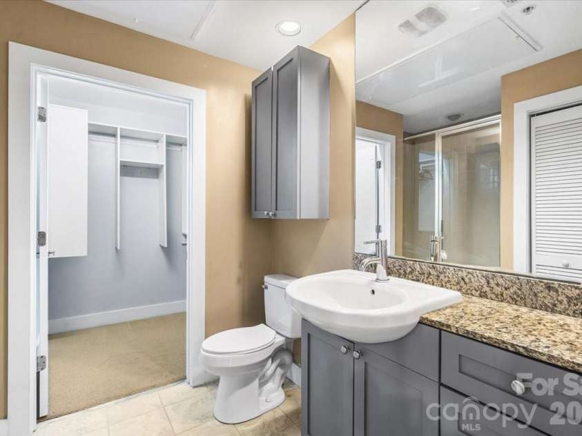 505 6th Street, Charlotte, NC 28202.  MLS# CAR4342509, YatesRealty ID 767. 