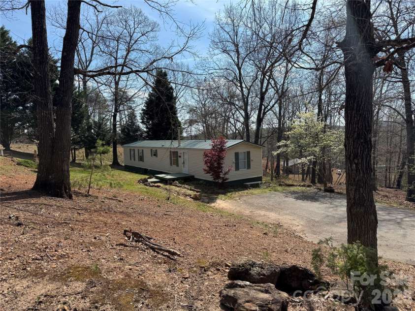 4861 Heavenly Lane, Morganton, NC 28655.  MLS# CAR4361001, YatesRealty ID 7670. 