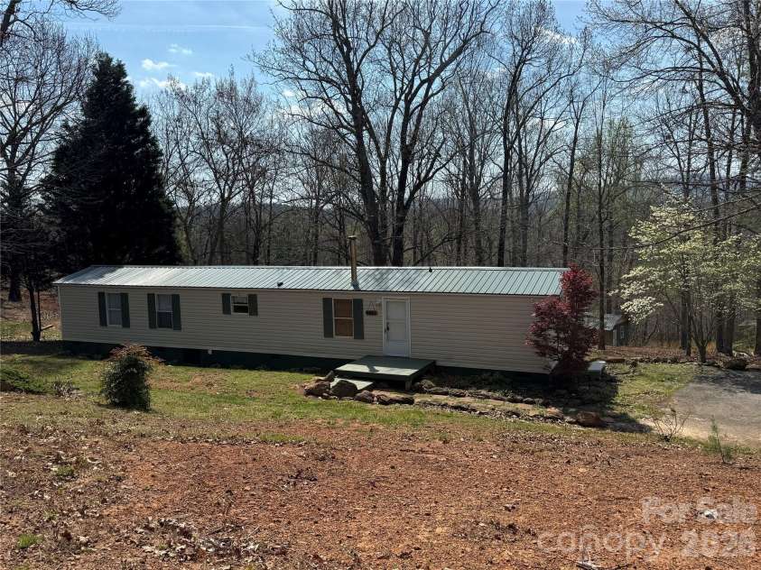 4861 Heavenly Lane, Morganton, NC 28655.  MLS# CAR4361001, YatesRealty ID 7670. 