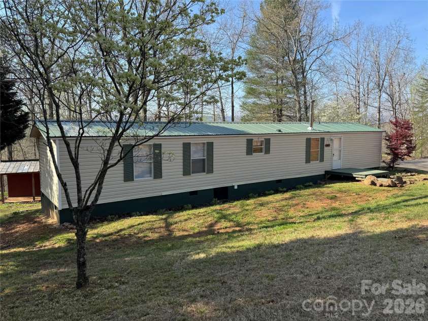 4861 Heavenly Lane, Morganton, NC 28655.  MLS# CAR4361001, YatesRealty ID 7670. 