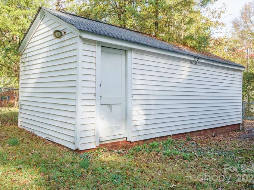 571 Hillandale Street, Concord, NC 28025.  MLS# CAR4200883, YatesRealty ID 7673. 