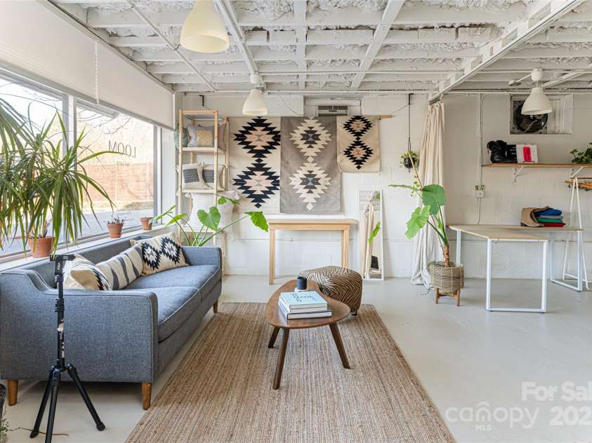 115 Elk Mountain Road, Asheville, NC 28804.  MLS# CAR4219629, YatesRealty ID 7675. Unit A