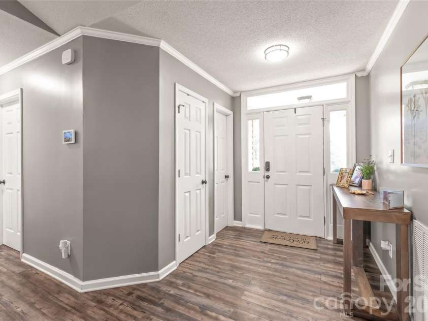 108 Deerfield Drive, Mount Holly, NC 28120.  MLS# CAR4352609, YatesRealty ID 7676. 
