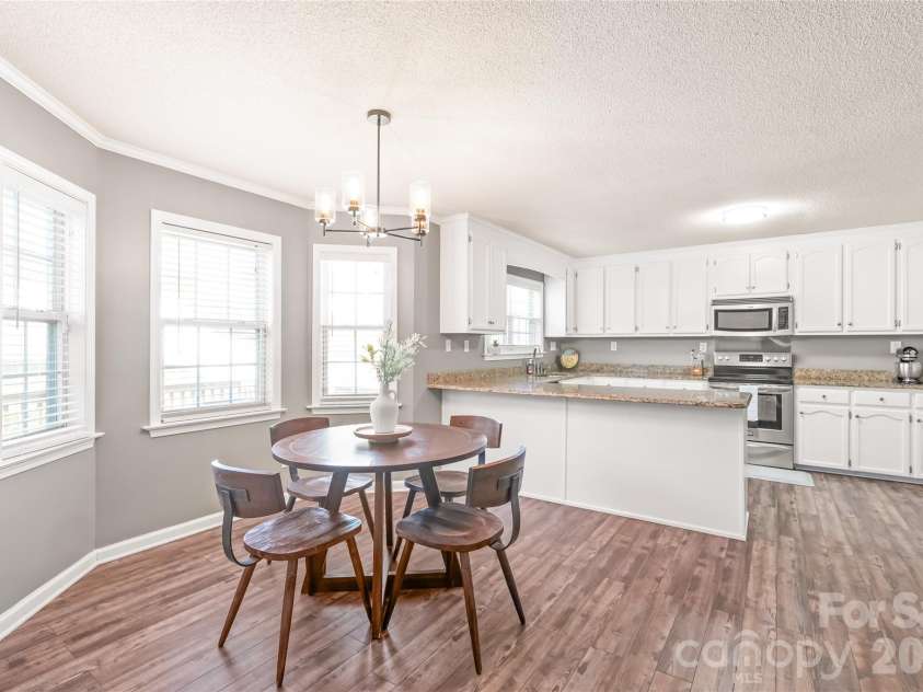 108 Deerfield Drive, Mount Holly, NC 28120.  MLS# CAR4352609, YatesRealty ID 7676. 