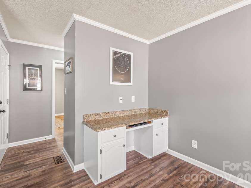 108 Deerfield Drive, Mount Holly, NC 28120.  MLS# CAR4352609, YatesRealty ID 7676. Desk/Nook in kitchen