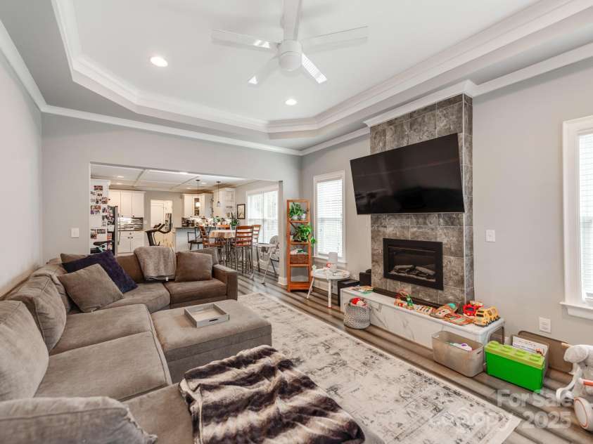 1916 Pegram Street, Charlotte, NC 28205.  MLS# CAR4228146, YatesRealty ID 7677. 