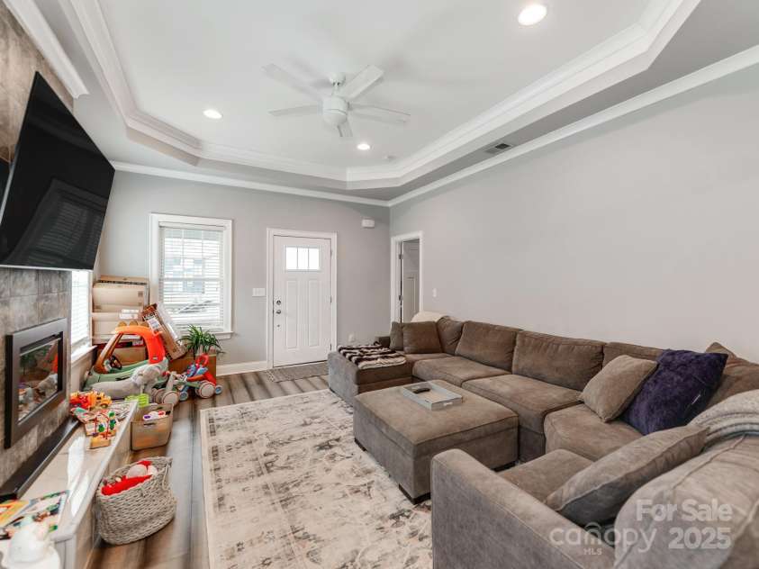 1916 Pegram Street, Charlotte, NC 28205.  MLS# CAR4228146, YatesRealty ID 7677. 