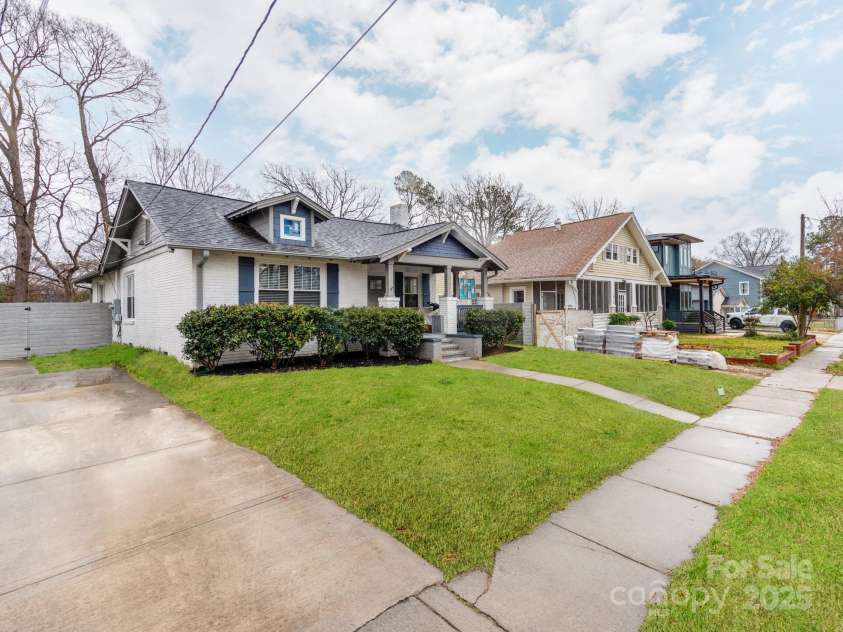 1916 Pegram Street, Charlotte, NC 28205.  MLS# CAR4228146, YatesRealty ID 7677. 