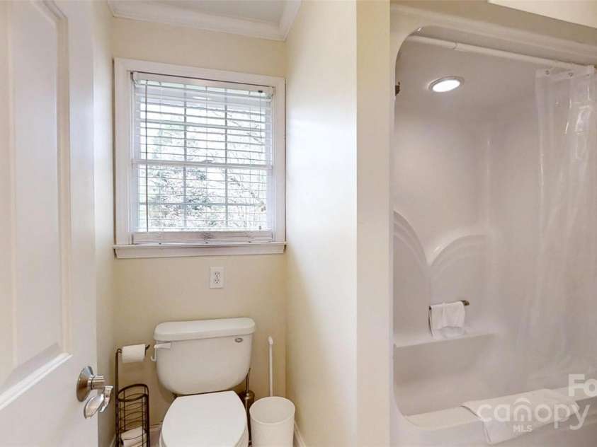 101 Saddletree Road, Lincolnton, NC 28092.  MLS# CAR4242277, YatesRealty ID 7678. 