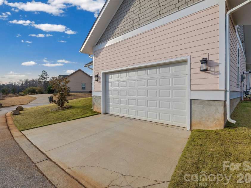 280 Auburn View Road, Rock Hill, SC 29730.  MLS# CAR4329276, YatesRealty ID 7679. 