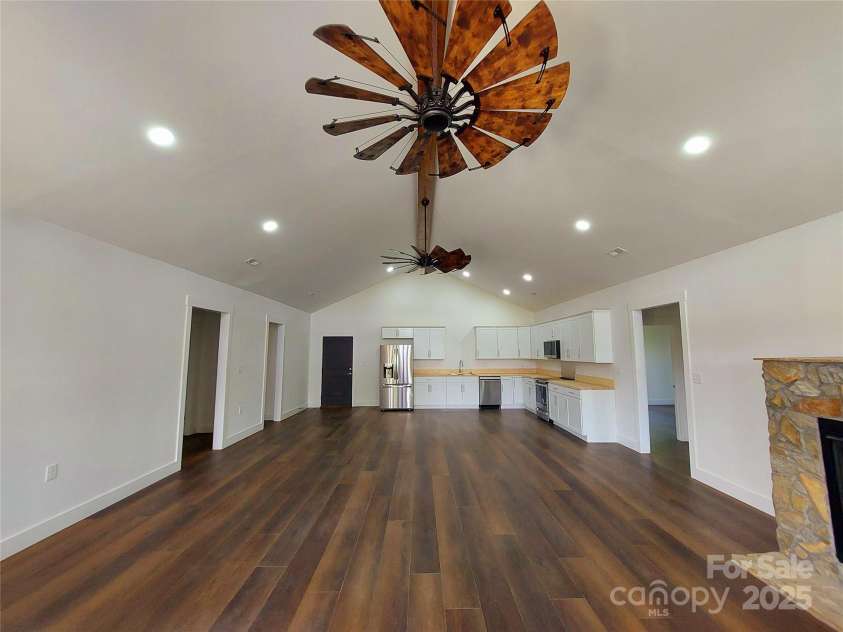 401 Constant Lane, Columbus, NC 28722.  MLS# CAR4258257, YatesRealty ID 768. 