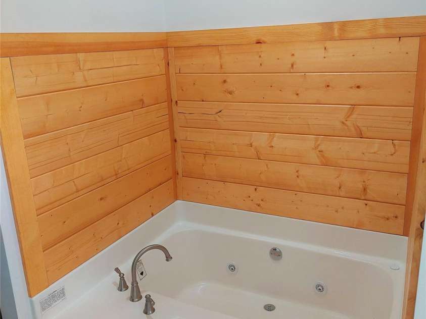 401 Constant Lane, Columbus, NC 28722.  MLS# CAR4258257, YatesRealty ID 768. 