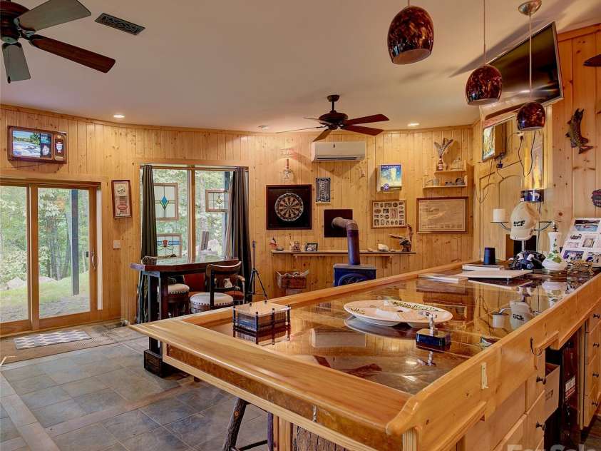 1024 Arrowhead Ridge Road, Spruce Pine, NC 28777.  MLS# CAR4297585, YatesRealty ID 7681. 