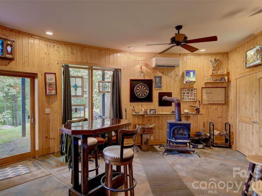 1024 Arrowhead Ridge Road, Spruce Pine, NC 28777.  MLS# CAR4297585, YatesRealty ID 7681. 