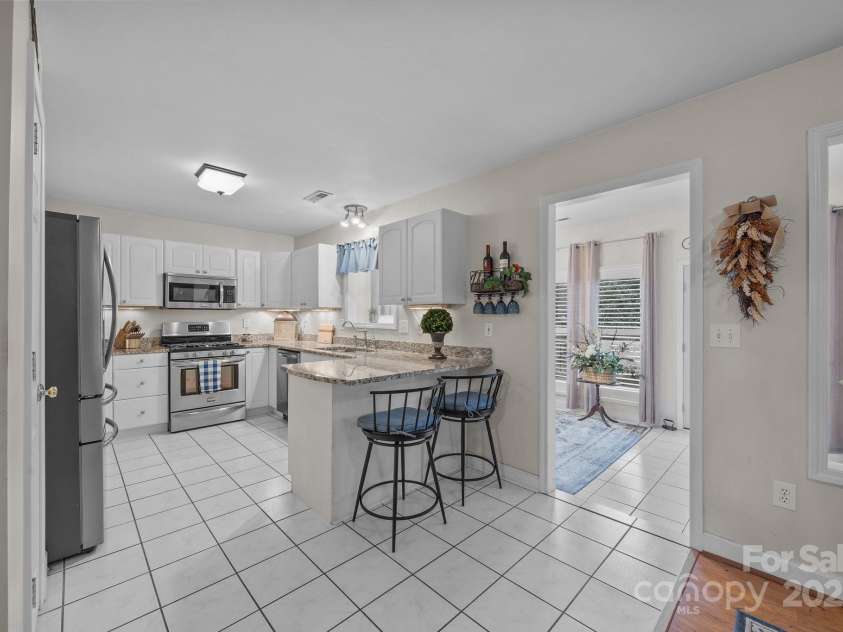 121 Yorkshire Drive, Salisbury, NC 28144.  MLS# CAR4233102, YatesRealty ID 7681. 