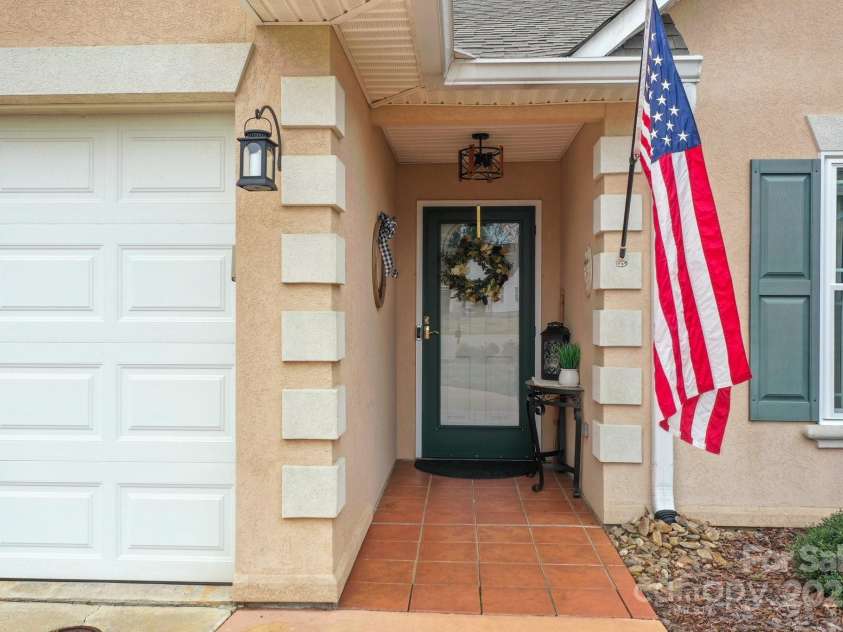 121 Yorkshire Drive, Salisbury, NC 28144.  MLS# CAR4233102, YatesRealty ID 7681. 