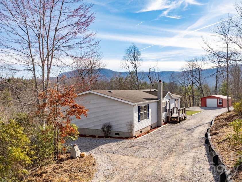 459 Vaughan Road, Spruce Pine, NC 28777.  MLS# CAR4300152, YatesRealty ID 7682. 