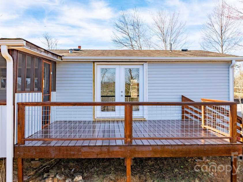 459 Vaughan Road, Spruce Pine, NC 28777.  MLS# CAR4300152, YatesRealty ID 7682. 