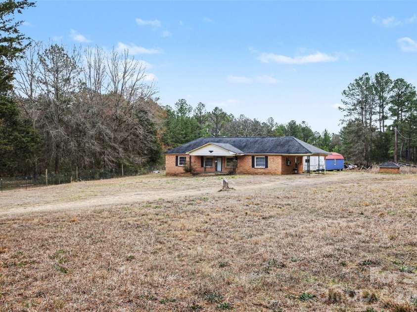 596 Armory Road, Chester, SC 29706.  MLS# CAR4350766, YatesRealty ID 7683. 