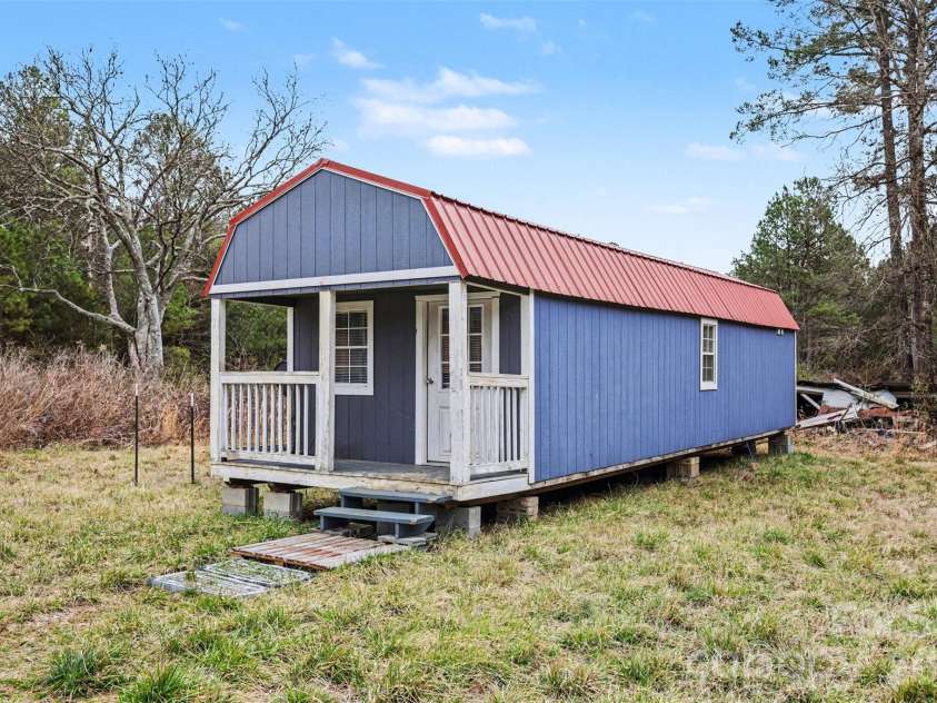 596 Armory Road, Chester, SC 29706.  MLS# CAR4350766, YatesRealty ID 7683. 