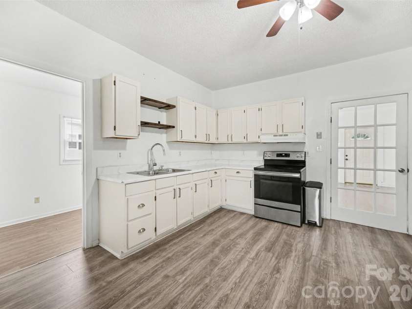 304 Adrian Street, Mount Holly, NC 28120.  MLS# CAR4351000, YatesRealty ID 7684. 