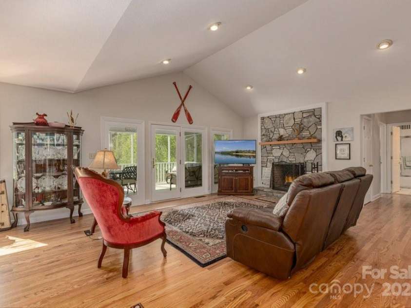 56 Lake Mist Court, Nebo, NC 28761.  MLS# CAR4242146, YatesRealty ID 7684. Enjoy the warmth of your wood burning fireplace.