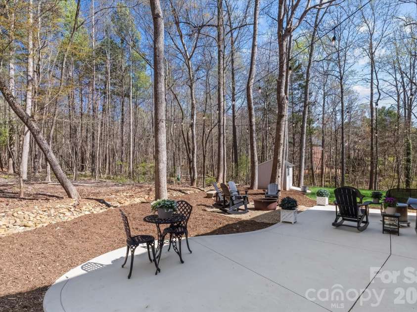 434 Catalina Drive, Mooresville, NC 28117.  MLS# CAR4359697, YatesRealty ID 7685. 
