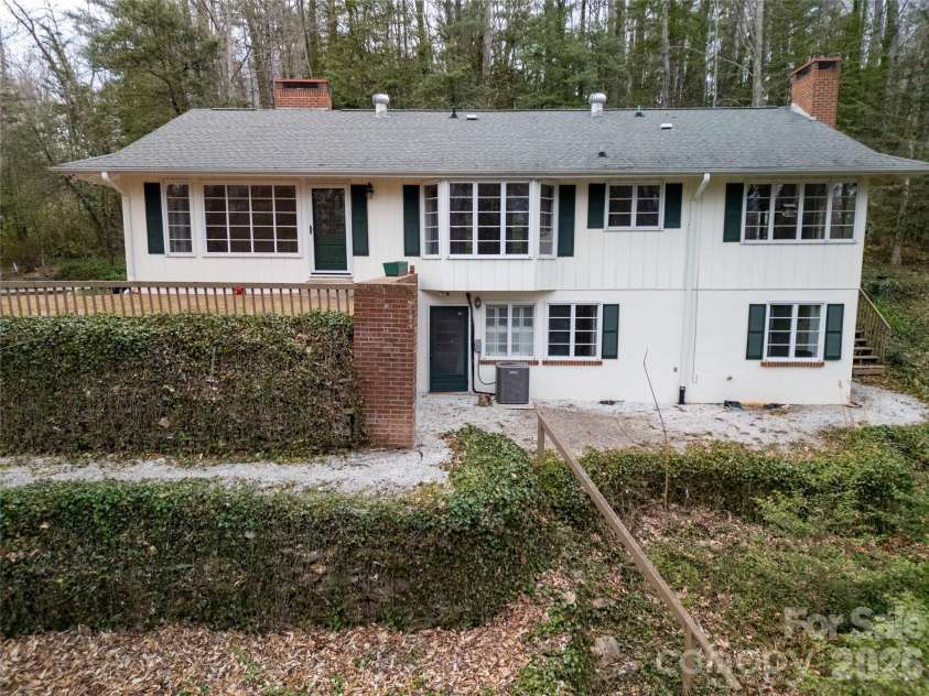 168 River Ridge Road, Brevard, NC 28712.  MLS# CAR4353588, YatesRealty ID 7686. 