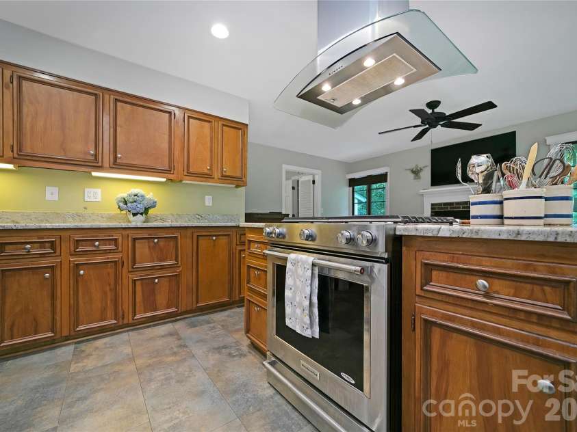 168 River Ridge Road, Brevard, NC 28712.  MLS# CAR4353588, YatesRealty ID 7686. 