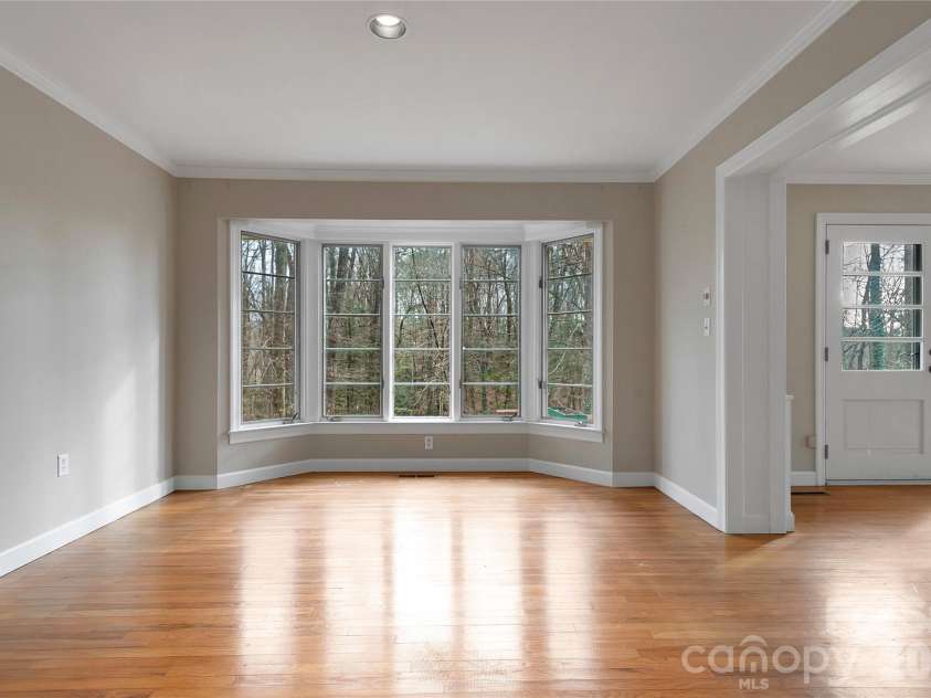 168 River Ridge Road, Brevard, NC 28712.  MLS# CAR4353588, YatesRealty ID 7686. Dining Room