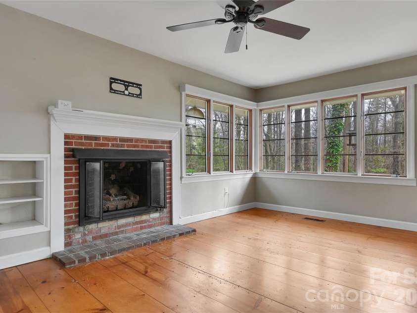 168 River Ridge Road, Brevard, NC 28712.  MLS# CAR4353588, YatesRealty ID 7686. Keeping room
