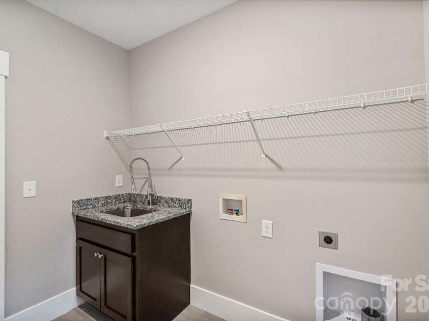 7261 Bay Ridge Drive, Denver, NC 28037.  MLS# CAR4412207, YatesRealty ID 7688. 