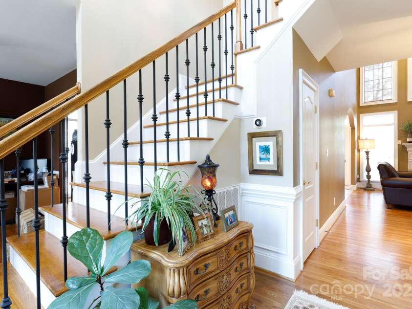 307 Abingdon Way, Fort Mill, SC 29715.  MLS# CAR4328950, YatesRealty ID 7689. 