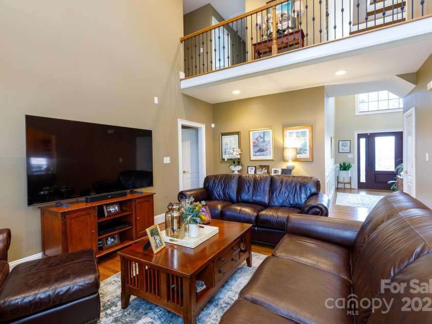 307 Abingdon Way, Fort Mill, SC 29715.  MLS# CAR4328950, YatesRealty ID 7689. 