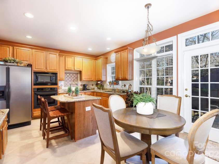 307 Abingdon Way, Fort Mill, SC 29715.  MLS# CAR4328950, YatesRealty ID 7689. 