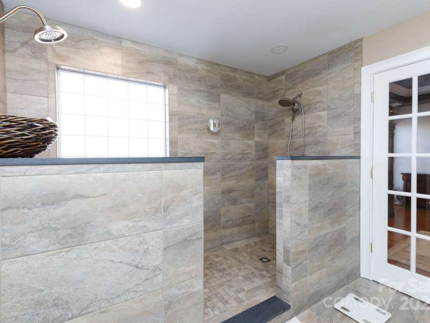 307 Abingdon Way, Fort Mill, SC 29715.  MLS# CAR4328950, YatesRealty ID 7689. 