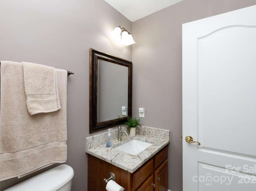 307 Abingdon Way, Fort Mill, SC 29715.  MLS# CAR4328950, YatesRealty ID 7689. 