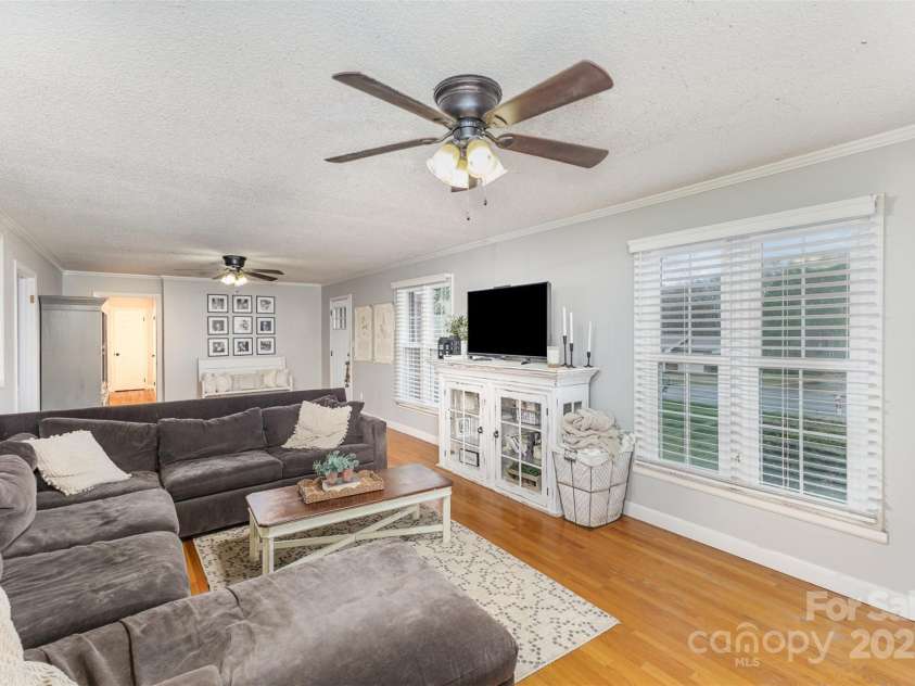 905 Tait Street, Lincolnton, NC 28092.  MLS# CAR4231566, YatesRealty ID 7689. 