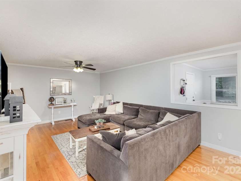 905 Tait Street, Lincolnton, NC 28092.  MLS# CAR4231566, YatesRealty ID 7689. 